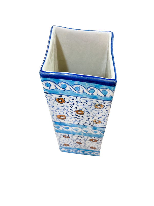 Multan Vase Brown & White