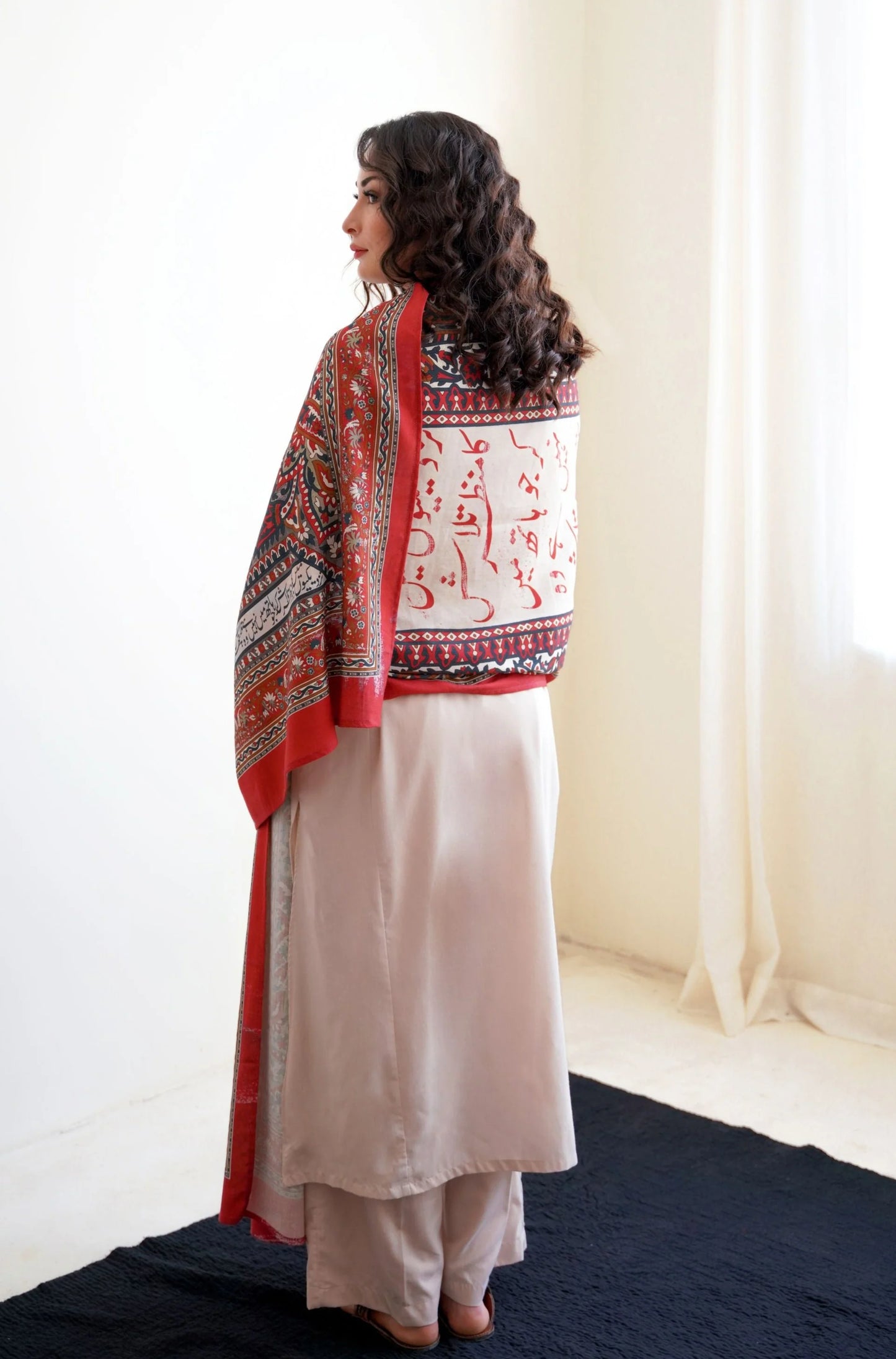 Talaash (Search) - Beige & Red Odhni