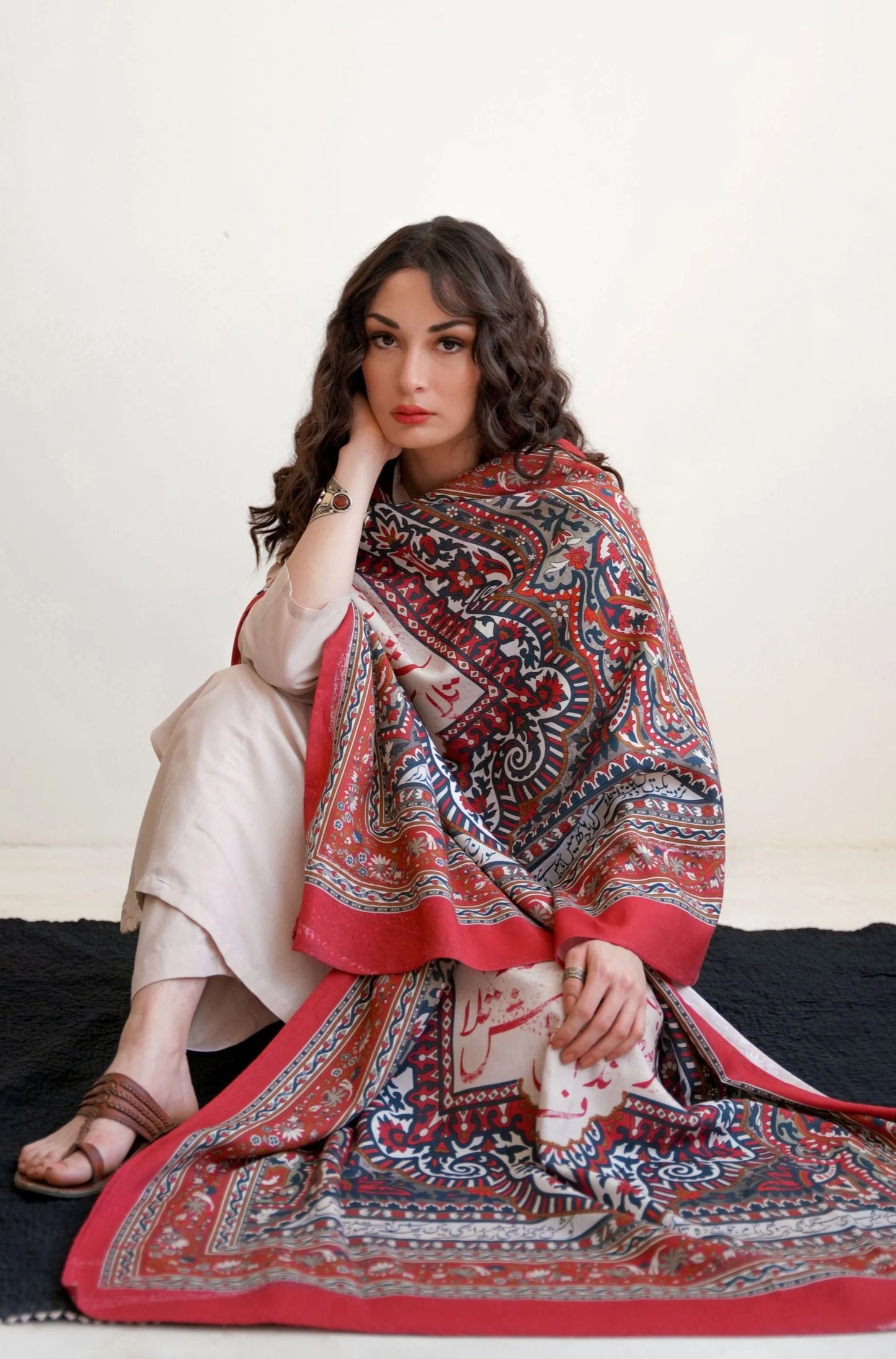 Talaash (Search) - Beige & Red Odhni